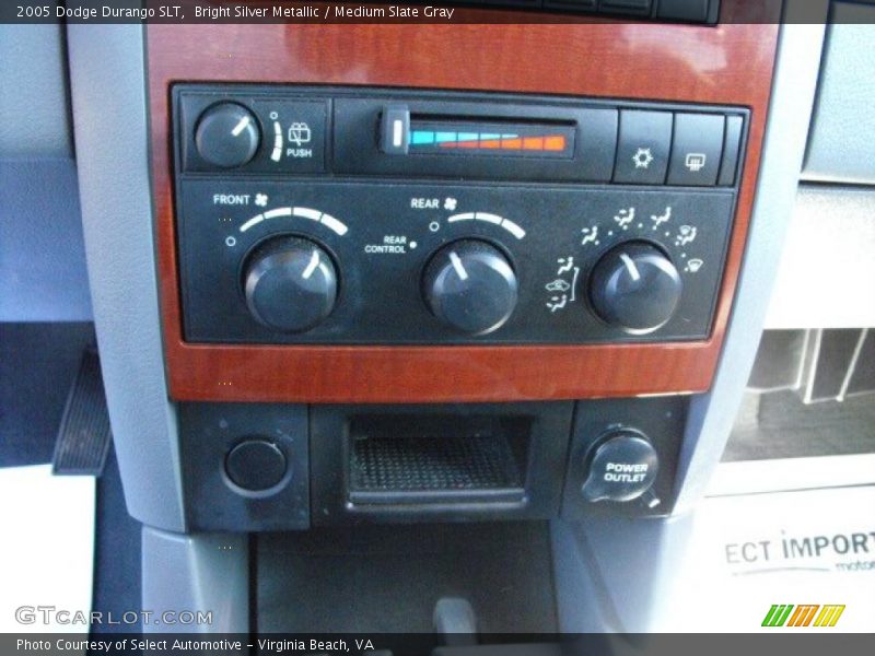 Bright Silver Metallic / Medium Slate Gray 2005 Dodge Durango SLT