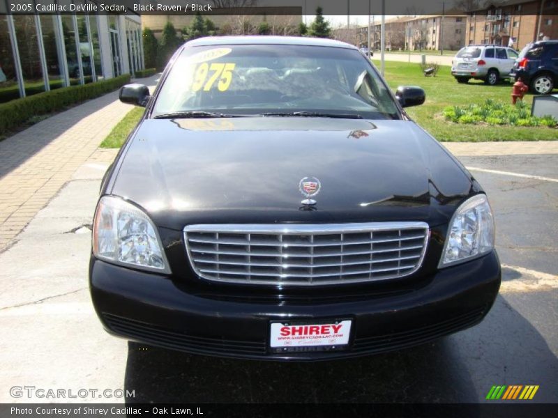 Black Raven / Black 2005 Cadillac DeVille Sedan