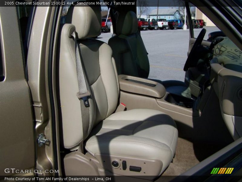 Sandstone Metallic / Tan/Neutral 2005 Chevrolet Suburban 1500 LS 4x4