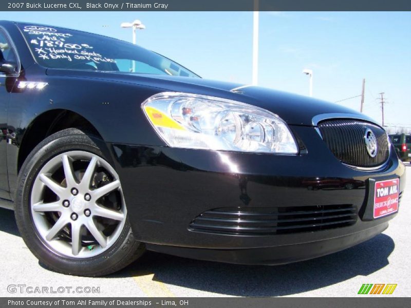 Black Onyx / Titanium Gray 2007 Buick Lucerne CXL