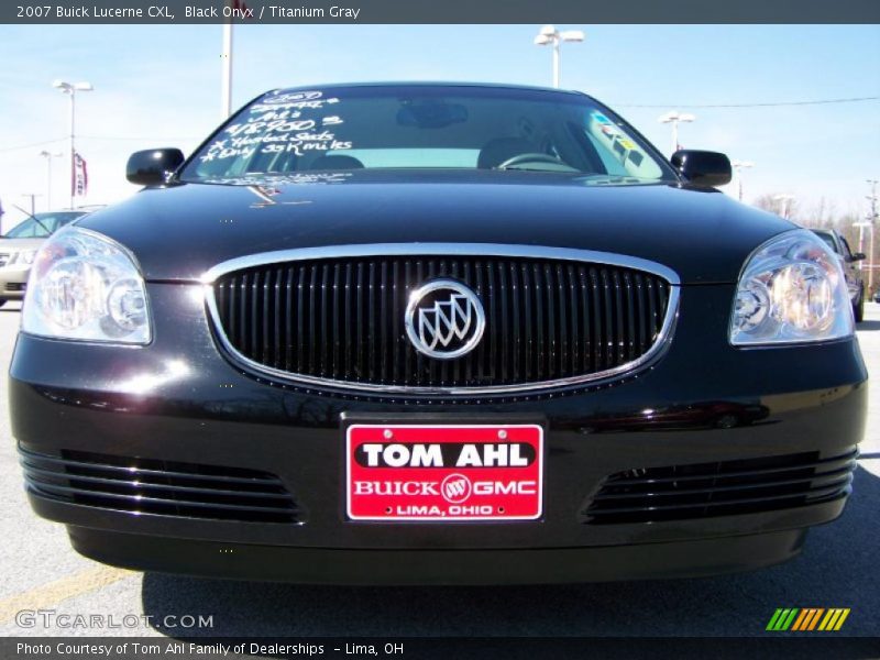 Black Onyx / Titanium Gray 2007 Buick Lucerne CXL