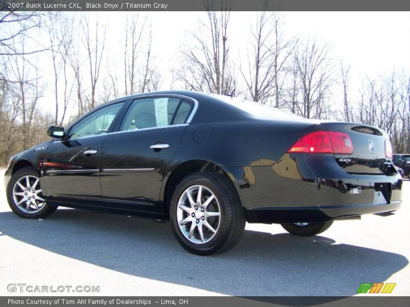 Black Onyx / Titanium Gray 2007 Buick Lucerne CXL