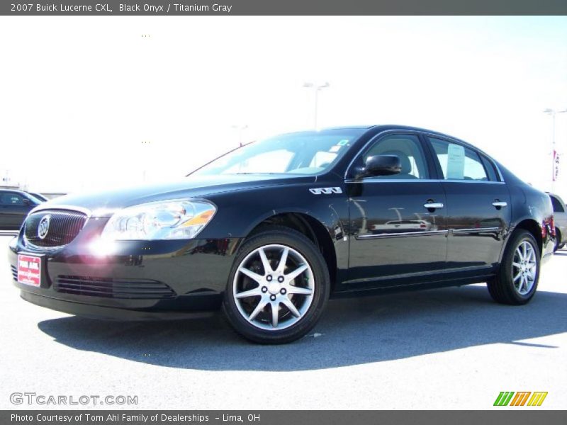 Black Onyx / Titanium Gray 2007 Buick Lucerne CXL