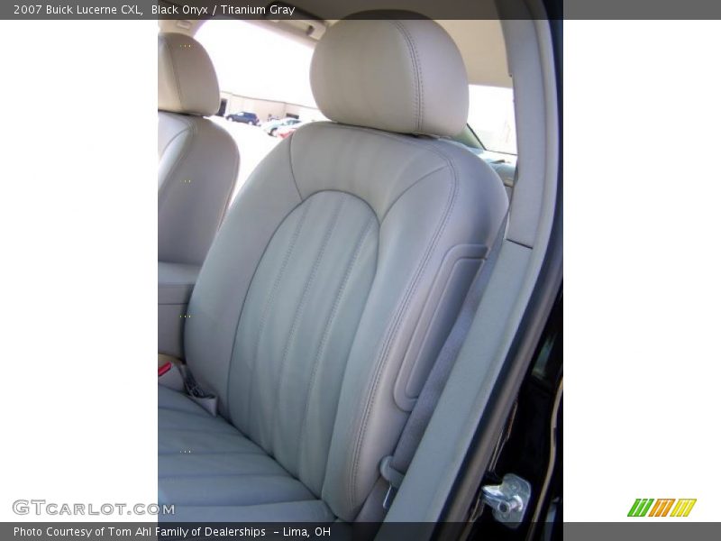 Black Onyx / Titanium Gray 2007 Buick Lucerne CXL