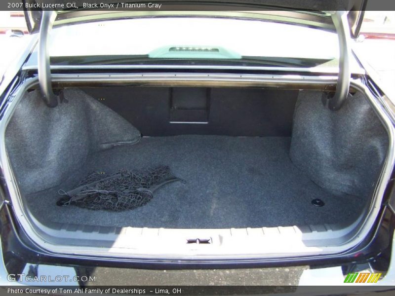 Black Onyx / Titanium Gray 2007 Buick Lucerne CXL
