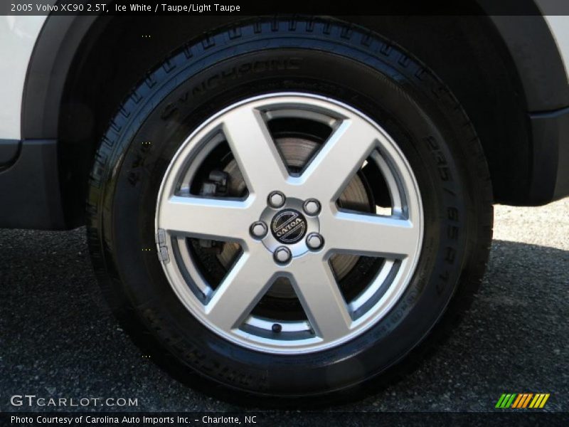 Ice White / Taupe/Light Taupe 2005 Volvo XC90 2.5T