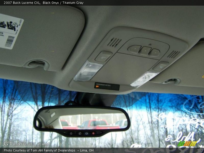 Black Onyx / Titanium Gray 2007 Buick Lucerne CXL