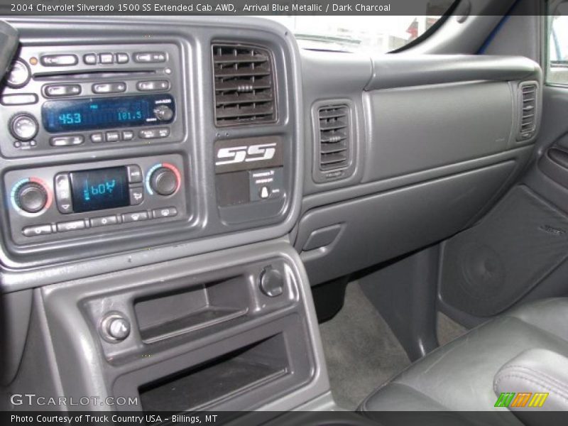 Arrival Blue Metallic / Dark Charcoal 2004 Chevrolet Silverado 1500 SS Extended Cab AWD