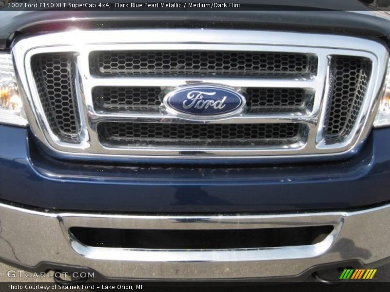 Dark Blue Pearl Metallic / Medium/Dark Flint 2007 Ford F150 XLT SuperCab 4x4