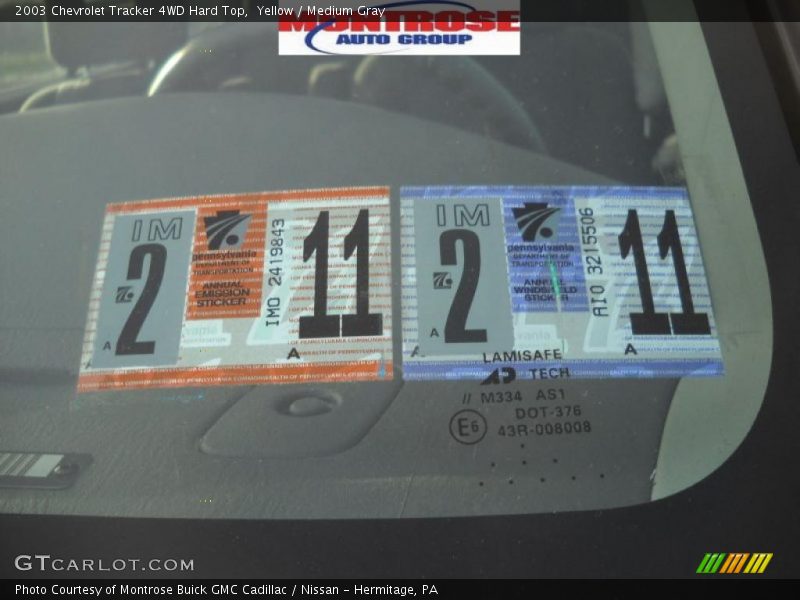 Yellow / Medium Gray 2003 Chevrolet Tracker 4WD Hard Top