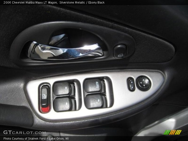 Silverstone Metallic / Ebony Black 2006 Chevrolet Malibu Maxx LT Wagon