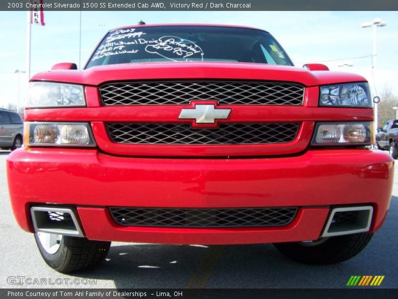 Victory Red / Dark Charcoal 2003 Chevrolet Silverado 1500 SS Extended Cab AWD