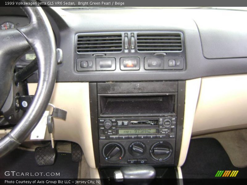 Bright Green Pearl / Beige 1999 Volkswagen Jetta GLS VR6 Sedan