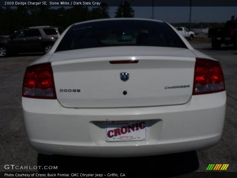 Stone White / Dark Slate Gray 2009 Dodge Charger SE