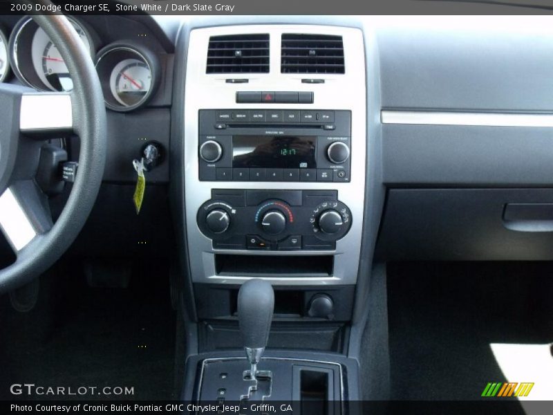 Stone White / Dark Slate Gray 2009 Dodge Charger SE