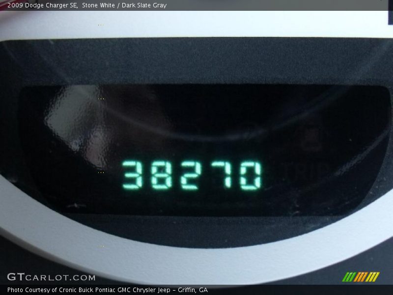 Stone White / Dark Slate Gray 2009 Dodge Charger SE