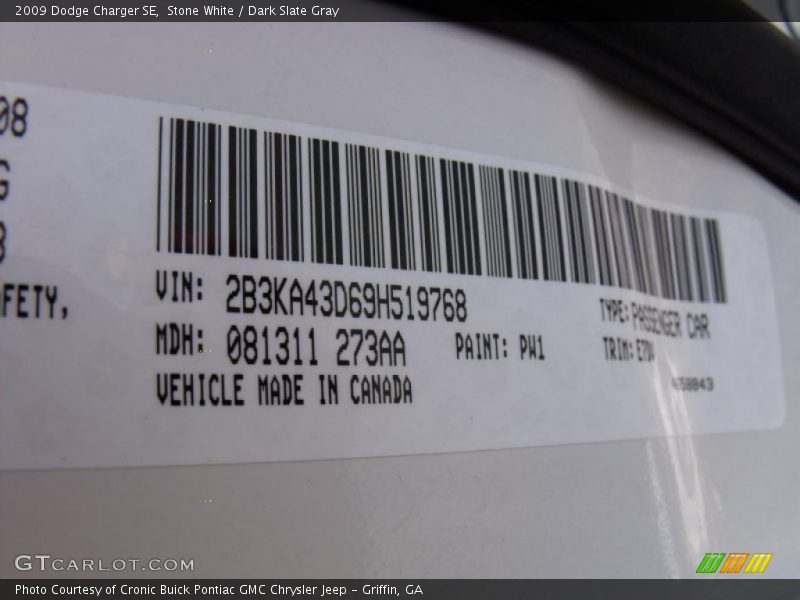 Stone White / Dark Slate Gray 2009 Dodge Charger SE