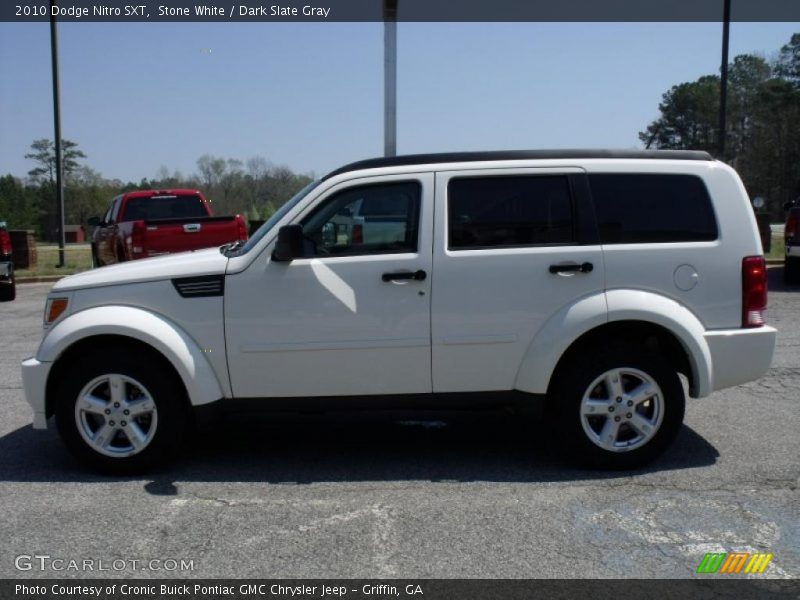 Stone White / Dark Slate Gray 2010 Dodge Nitro SXT