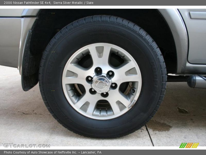 Sierra Silver Metallic / Slate 2000 Nissan Pathfinder SE 4x4