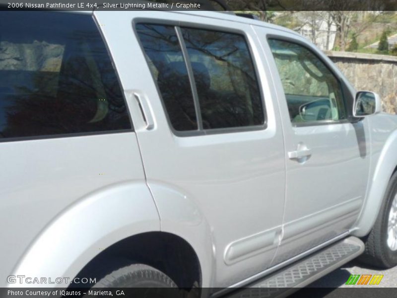 Silver Lightning Metallic / Graphite 2006 Nissan Pathfinder LE 4x4