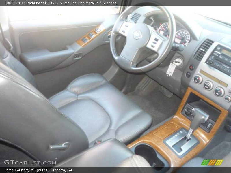 Silver Lightning Metallic / Graphite 2006 Nissan Pathfinder LE 4x4