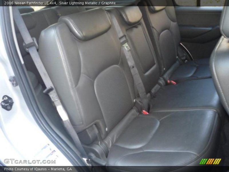 Silver Lightning Metallic / Graphite 2006 Nissan Pathfinder LE 4x4