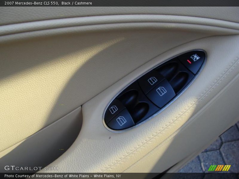 Black / Cashmere 2007 Mercedes-Benz CLS 550