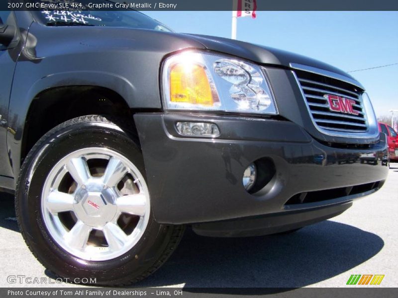 Graphite Gray Metallic / Ebony 2007 GMC Envoy SLE 4x4