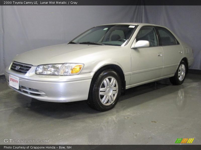 Lunar Mist Metallic / Gray 2000 Toyota Camry LE