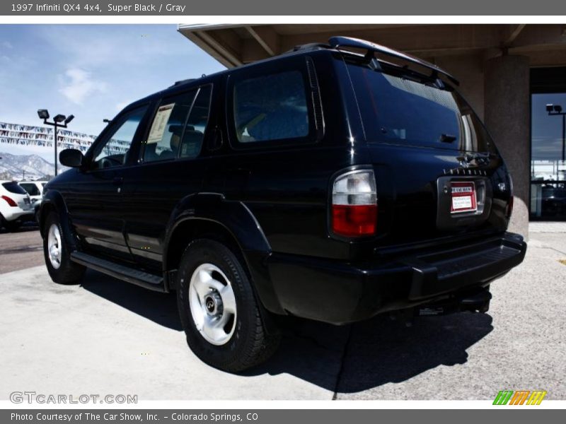 Super Black / Gray 1997 Infiniti QX4 4x4