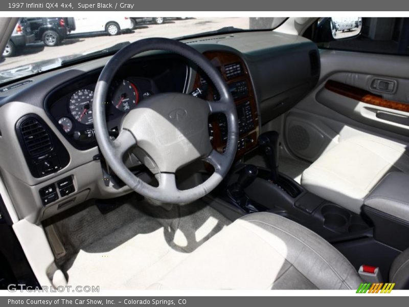 Super Black / Gray 1997 Infiniti QX4 4x4
