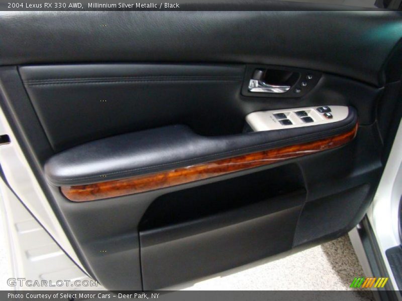Millinnium Silver Metallic / Black 2004 Lexus RX 330 AWD