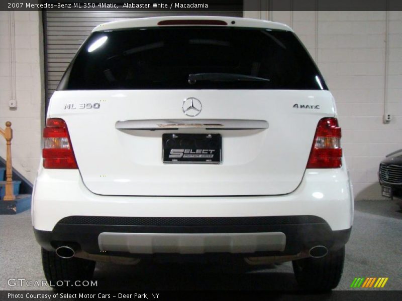 Alabaster White / Macadamia 2007 Mercedes-Benz ML 350 4Matic