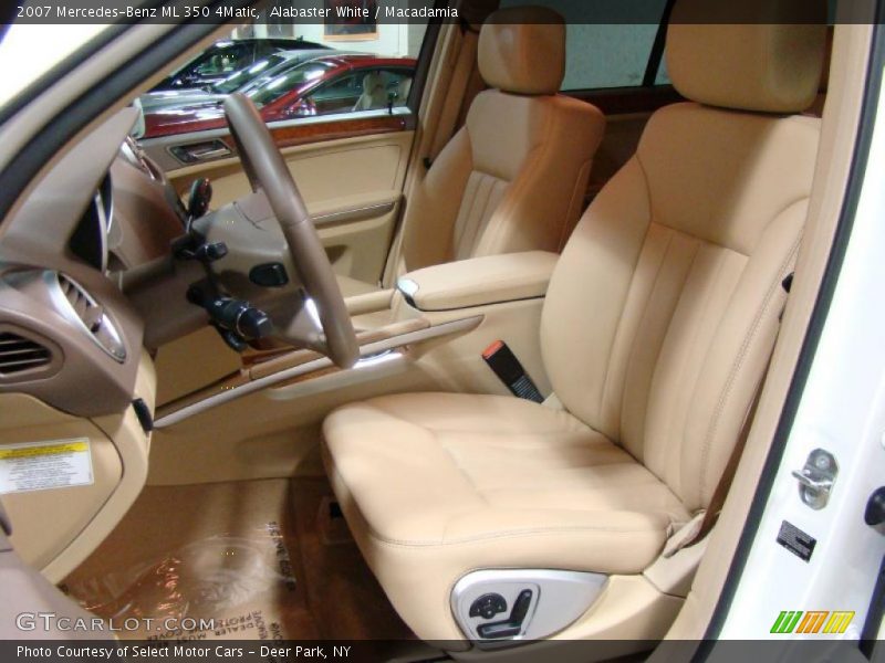 Alabaster White / Macadamia 2007 Mercedes-Benz ML 350 4Matic