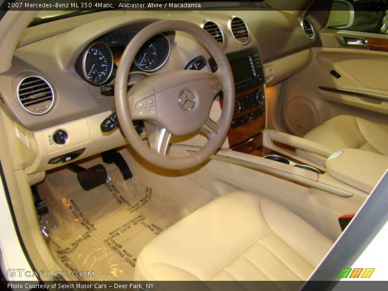 Alabaster White / Macadamia 2007 Mercedes-Benz ML 350 4Matic