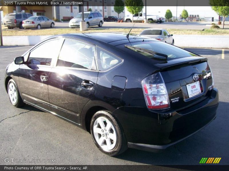 Black / Ivory/Brown 2005 Toyota Prius Hybrid