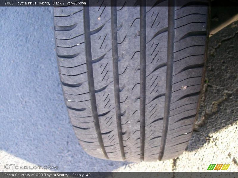 Black / Ivory/Brown 2005 Toyota Prius Hybrid