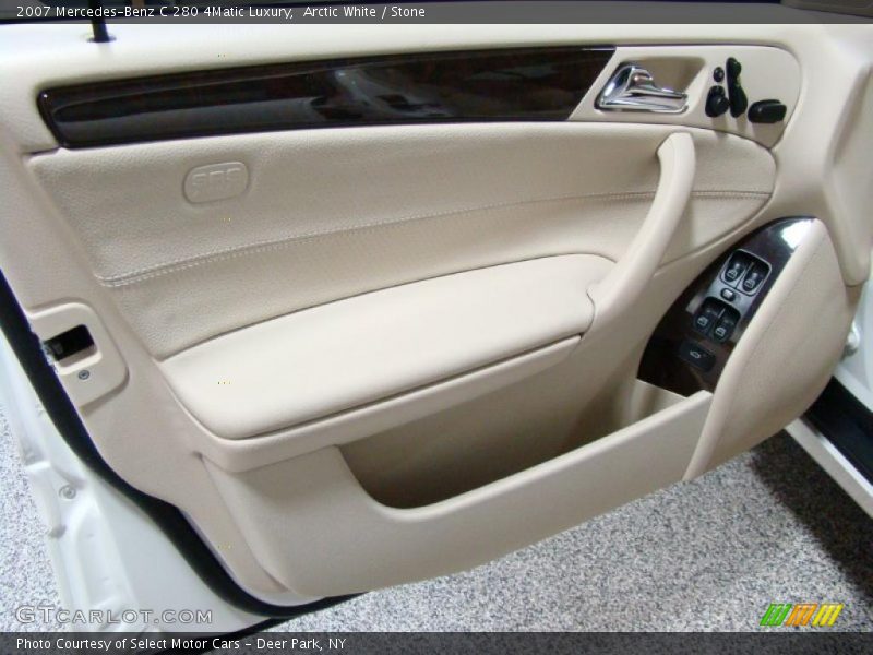 Arctic White / Stone 2007 Mercedes-Benz C 280 4Matic Luxury