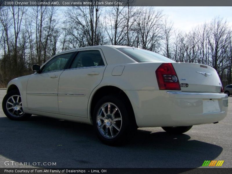 Cool Vanilla White / Dark Slate Gray 2008 Chrysler 300 Limited AWD