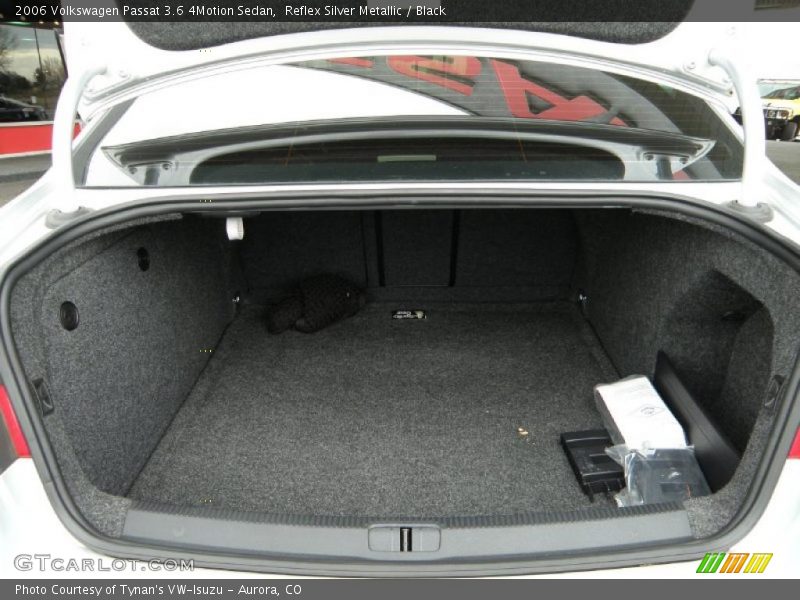 Reflex Silver Metallic / Black 2006 Volkswagen Passat 3.6 4Motion Sedan
