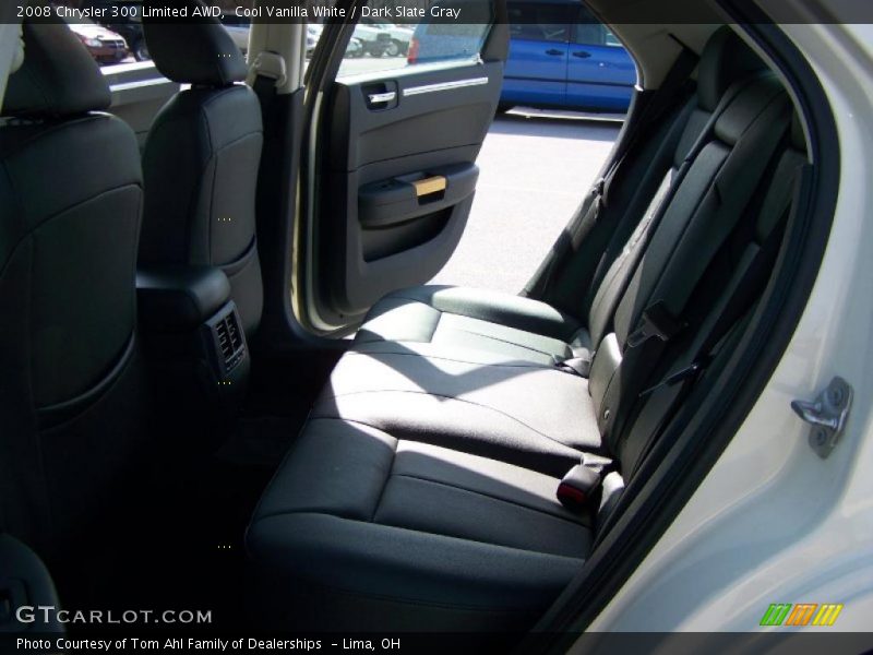 Cool Vanilla White / Dark Slate Gray 2008 Chrysler 300 Limited AWD