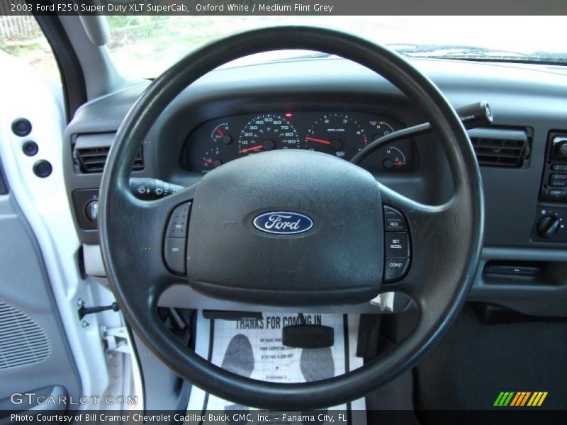 Oxford White / Medium Flint Grey 2003 Ford F250 Super Duty XLT SuperCab