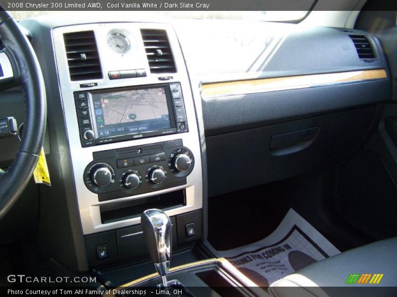 Cool Vanilla White / Dark Slate Gray 2008 Chrysler 300 Limited AWD