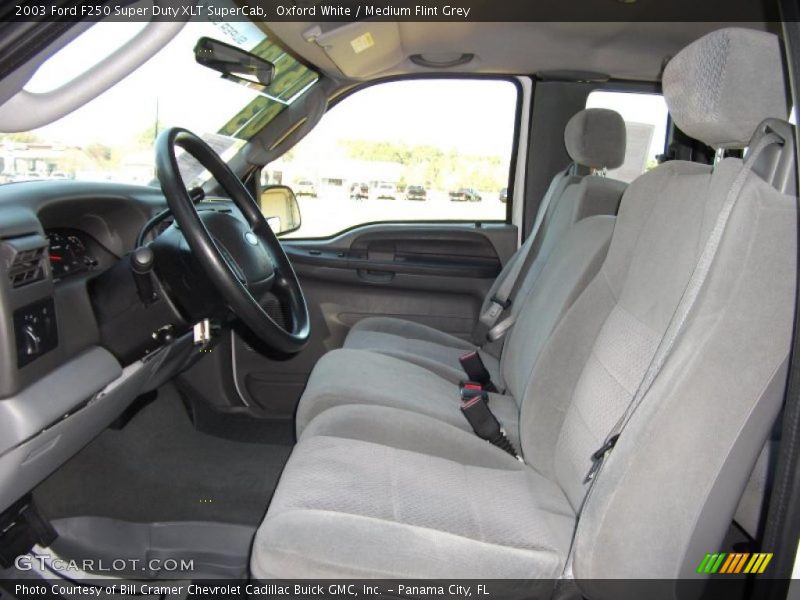 Oxford White / Medium Flint Grey 2003 Ford F250 Super Duty XLT SuperCab
