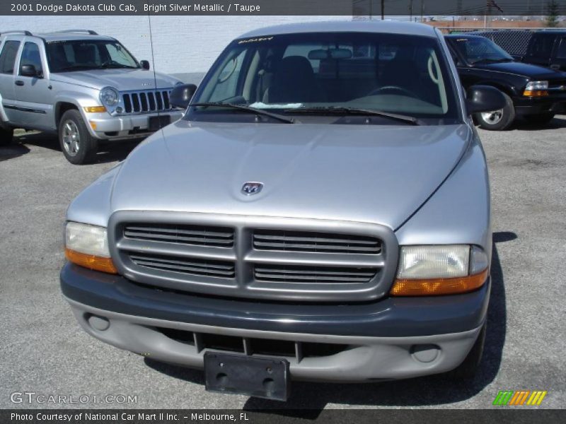 Bright Silver Metallic / Taupe 2001 Dodge Dakota Club Cab