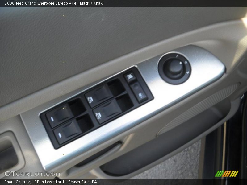 Black / Khaki 2006 Jeep Grand Cherokee Laredo 4x4