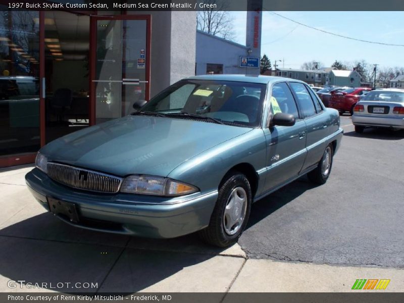 Medium Sea Green Metallic / Green 1997 Buick Skylark Custom Sedan