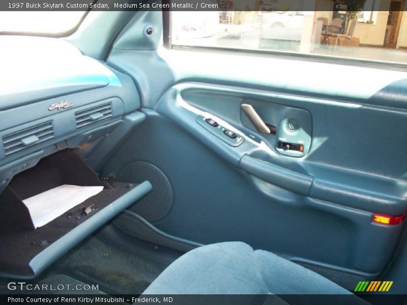 Medium Sea Green Metallic / Green 1997 Buick Skylark Custom Sedan