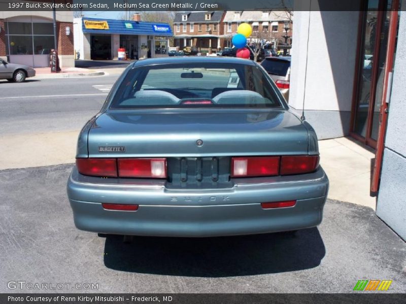 Medium Sea Green Metallic / Green 1997 Buick Skylark Custom Sedan