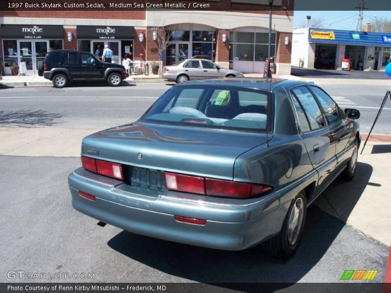 Medium Sea Green Metallic / Green 1997 Buick Skylark Custom Sedan